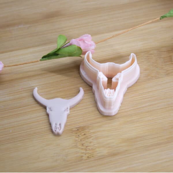 Western Cow Skull Polymer Clay Cutter - Perfect for Crafting Unique and Rustic Polymer Clay Earrings