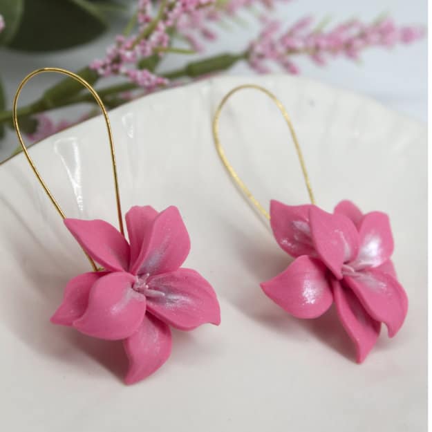 pink hand made polymer cay earrings.