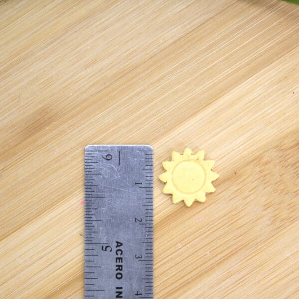 A beautifully designed sun-shaped clay cutter, ideal for making eye-catching sun stud polymer clay earrings with precision and ease. Enhance your crafting experience with these unique sun clay cutters.